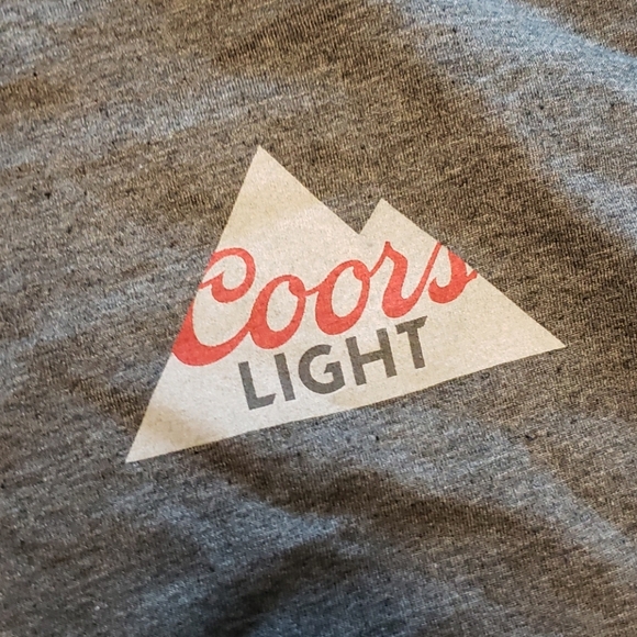 Coors Light unisex 2X Born in the Rockies tshirt - Picture 2 of 4
